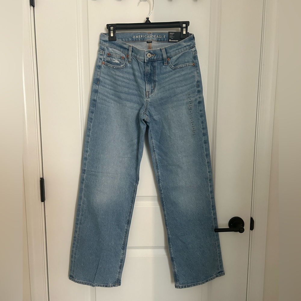 NWT American Eagle Strigid High-Waisted Stovepipe Jean Medium Indigo Size 0